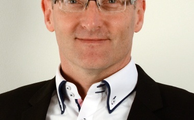 Emtron bündelt Stromversorgungen unter einer Dachmarke