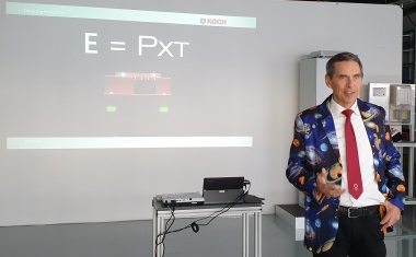 Michael Koch: Neue Gerätefamilie Pxt für aktives Energiemanagement elektrischer Antriebe