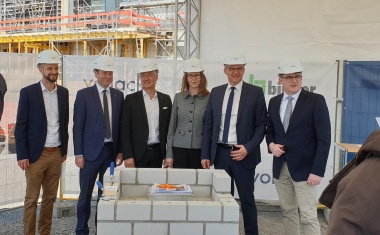 Grundsteinlegung bei Binder