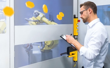 Sicherheitssystem vereint  Safety und Industrial Security