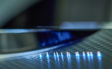 Programmierbare Laserstrahlen sparen Energie