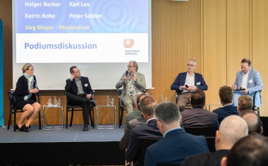 Die Zukunft der Photonik und Quantentechnologien in Deutschland gestalten