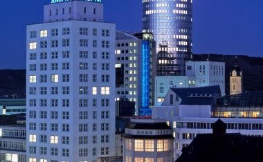 Jenoptik creates financial scope for acquisitions