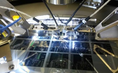 Miniature spectrometer for the smartphone