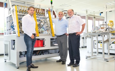 VMT and Cadkon become partners in the field of medical technology