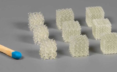 How to go from nano to macro in 3D printing