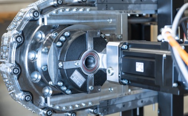 High-speed linear systems ensure high utilization of assembly and packaging lines