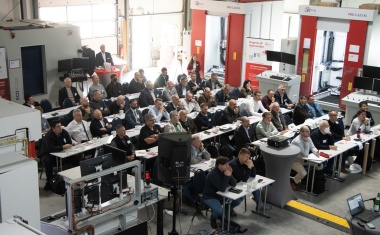 Visiconsult: Big crowd at sales conference