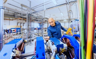 First light of the FHI far-infrared laser