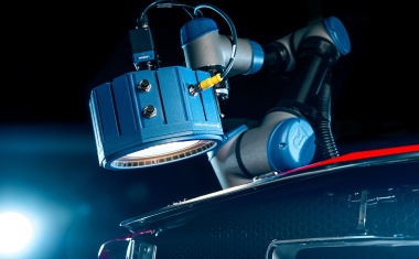 Smart Vision Lights Announces Universal Robots UR+ Certification for DoAll Multifunctional Light