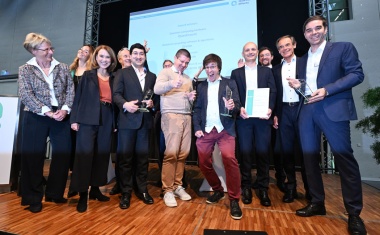 Awards presented for innovations in quantum technologies