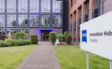 Zeiss Microscopy opens Semiconductor Applications Lab