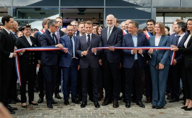 Emmanuel Macron inaugurates EssilorLuxottica’s Excellence Laboratory