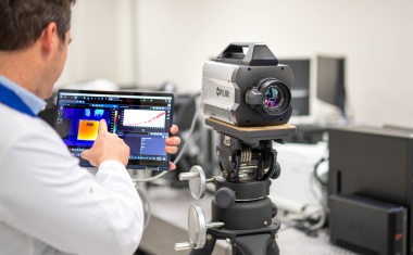High-Speed Thermal Imaging Camera Families for R&D