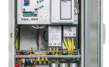 Variabler Frequenzumrichter mit AFE