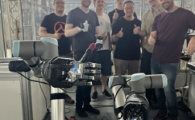 Fraunhofer IFF und Shadow Robot testen taktile Roboterhände für Montageaufgaben