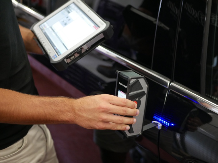 Kabelloses Spalt- und Versatzmessgerät Calipri C14 für die...