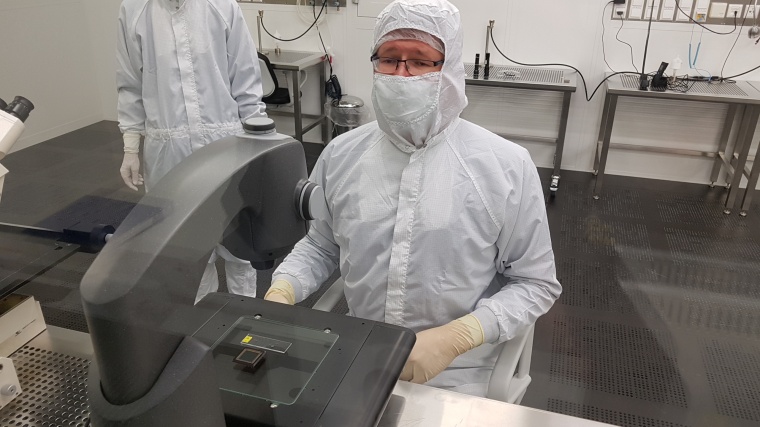 Um diese Himmelskörper zu untersuchen, forschen etwa 300 Wissenschaftler,...