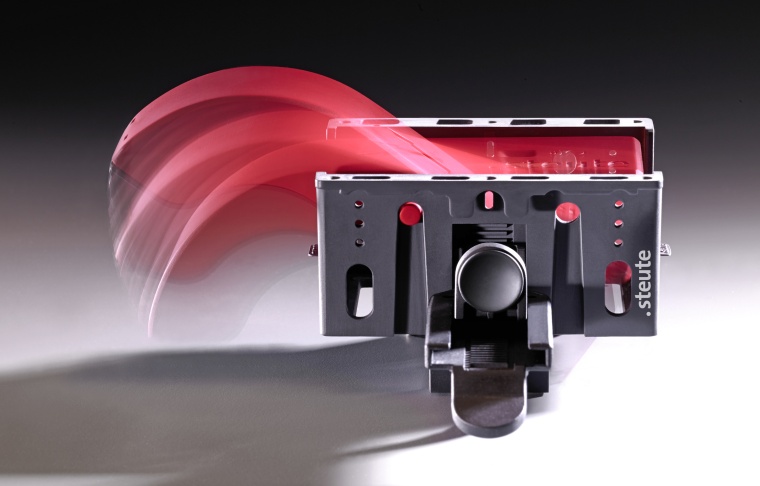 Funk-Sensor für E-Kanban-Systeme: Wenn der Behälter ent-nommen wird, gibt der...