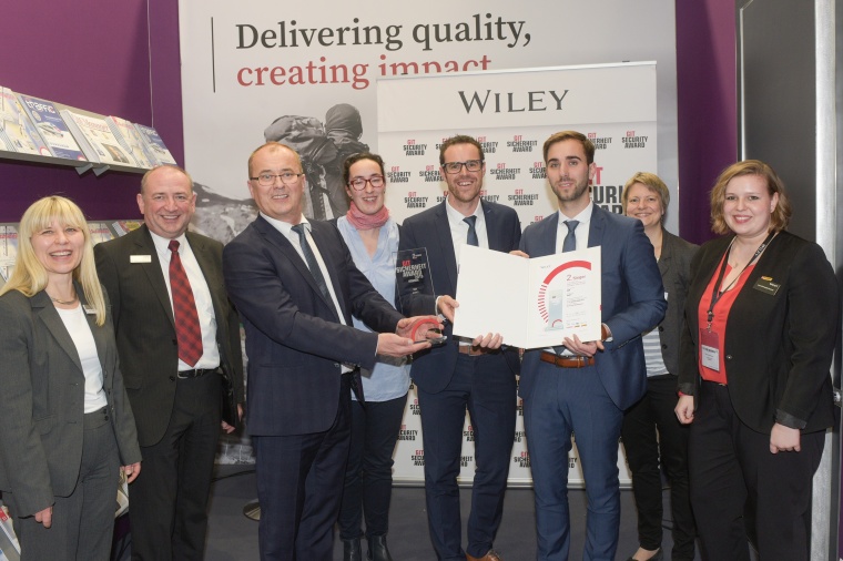 Geschäftsführer Johann Aulila, der stellvertretende Geschäftsführer...