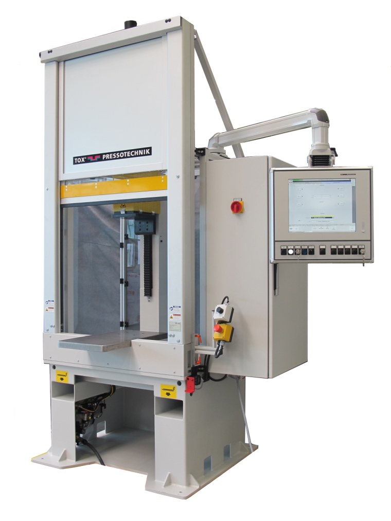 Das System eignet sich zum präzisen Verpressen von Crossflow-­Filtern in...