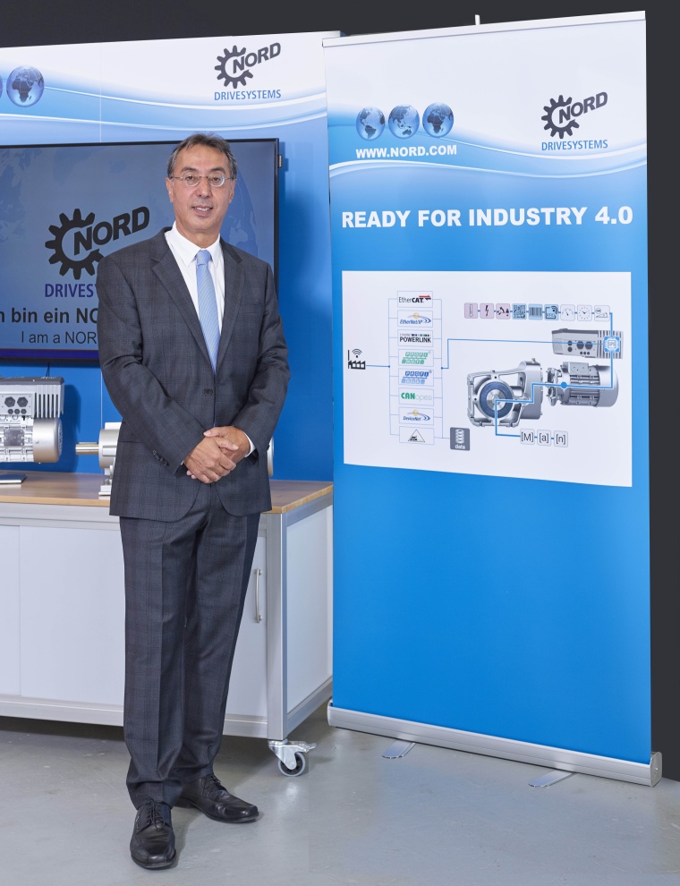Omar Sadi im Interview über die Antriebstechnik in Industrie-4.0-Umgebungen.