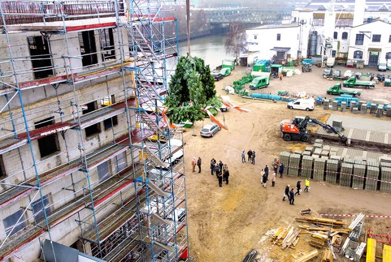 Der Neubau soll circa 400 Transportrobotik-Expertinnen und -Experten Platz...