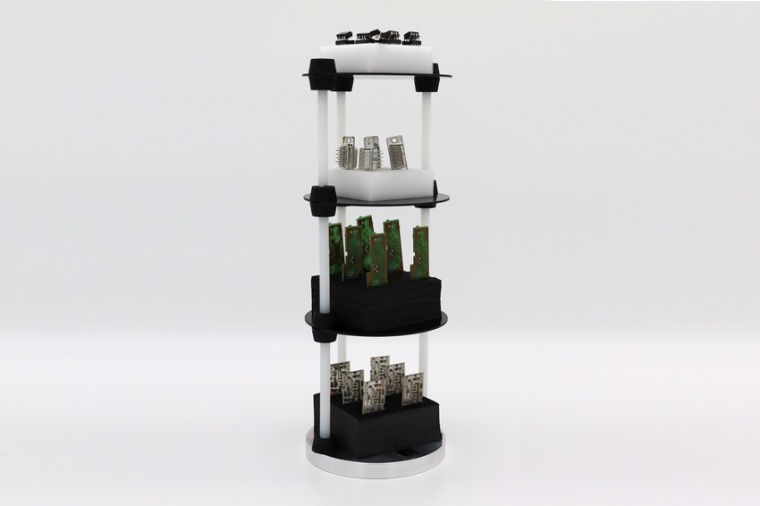 Mit dem CT-Multi-Tower hat der Anwender statt einer Ebene, mehrere ­stufenlos...