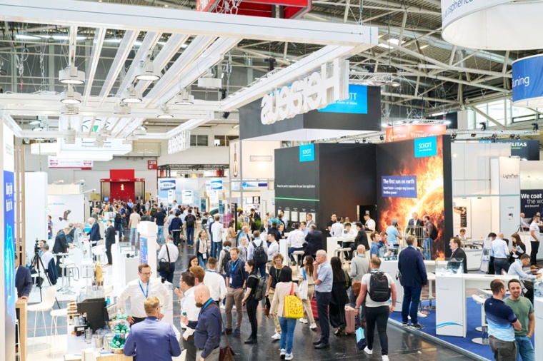 Eindruck aus einer der acht Hallen der Laser World of Photonics. (Quelle: Messe...
