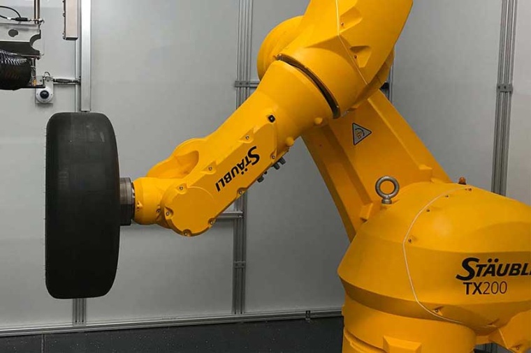 Laser prototyping machine for tire development with JenSCAN Tire Technology...