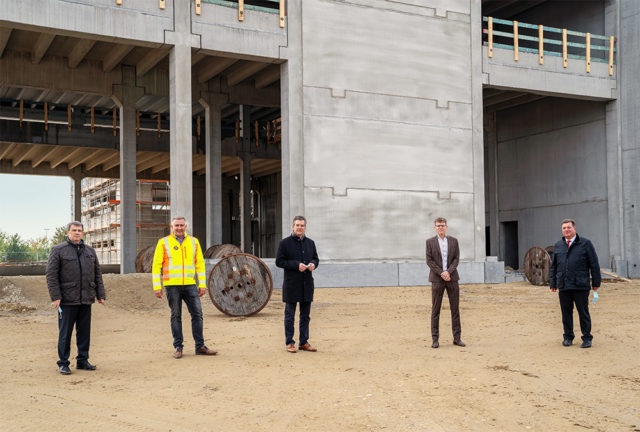 From left: Herbert Blaschke (Project Development), Ralph Bartsch (Unglehrt...