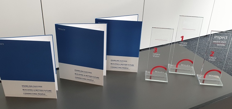 Shortly before the presentation of the inspect award 2022: The certificates and...