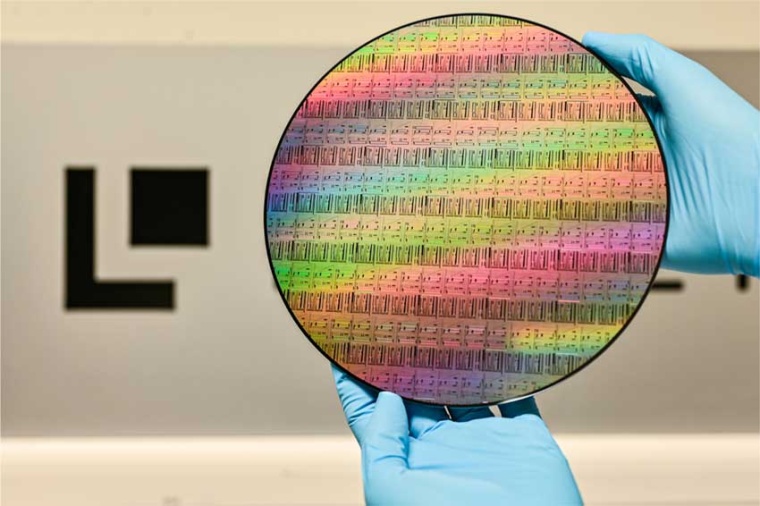 PIC wafer (Source: Ligentec)