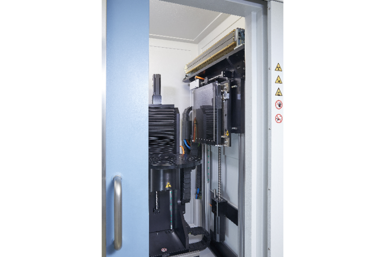Configuration with flat-panel and line detector. Image: Yxlon