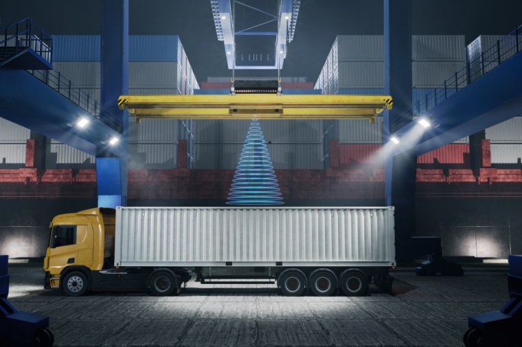 Turcks radar distance sensor DR-M30-IOL detects the distance between spreader...