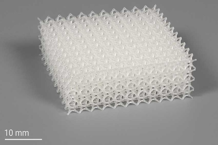 The new XLF Print Set speeds up the production of voluminous centimeter-sized...