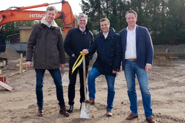 Left to right: Dr Stephan Eifel, Burkhardt Mohns (W-S), Dr  Joachim Ryll, Dr...