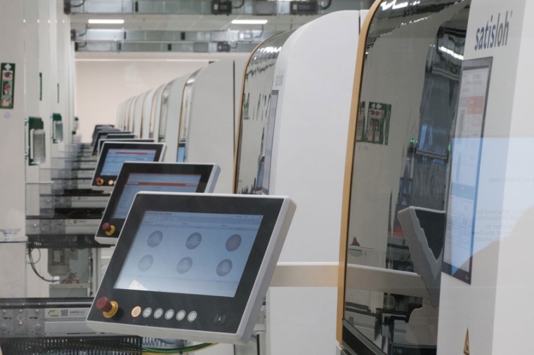 Labex production line for optical glasses (Source: EssilorLuxottica)
