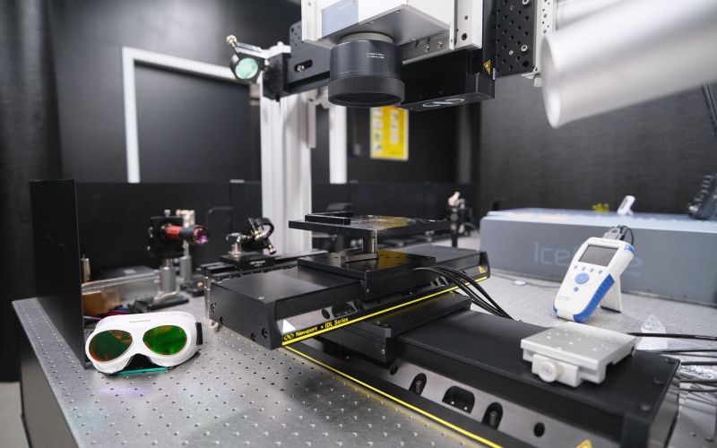 Photo: Mks Opens European Laser Applications Lab for Pulsed Lasers