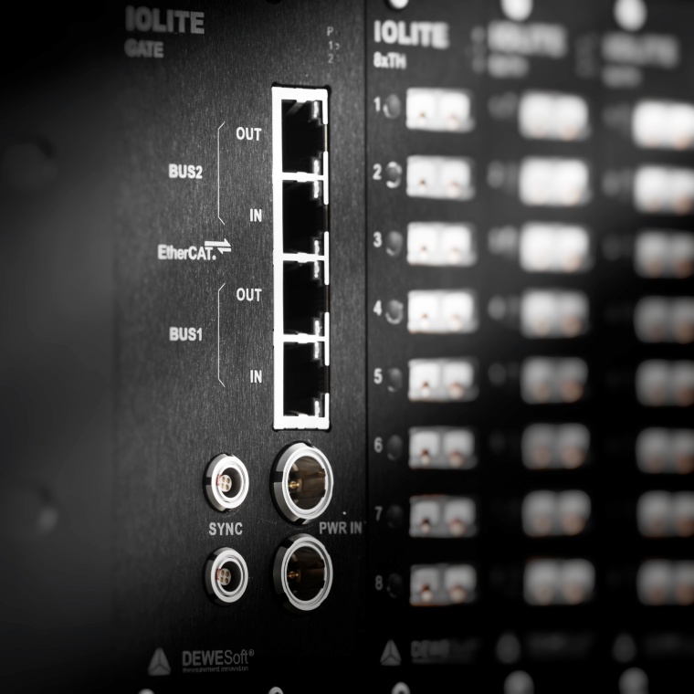 Die Ausstattung mit dual Ethercat ist laut Hersteller aktuell marktweit...