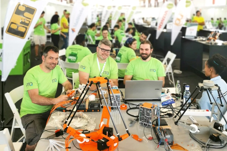 Teilnehmer des Makeathon