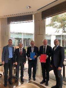 Yaskawa und Normandia unterzeichnen einen Partnervertrag (Quelle: Yaskawa)