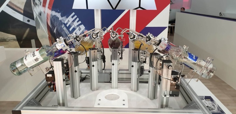 Barth automatisiert am RS Stand das Cocktailgeschäft. Kleinsteuerungen sorgen...