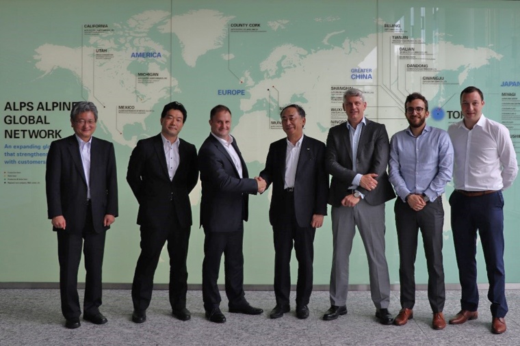 Die Teams von Alps Alpine und Sigfox