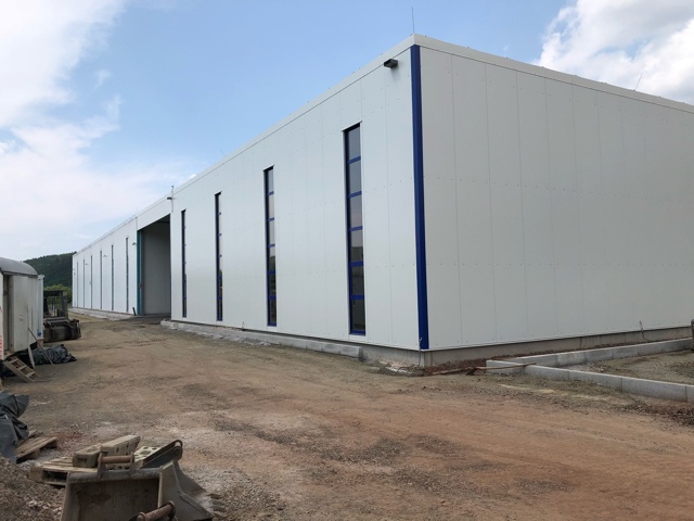 Leoni wächst am Standort Schmalkalden