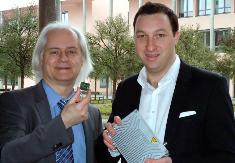 Professor Dr. Robert Bösnecker (links) und Maximilian Fenzl