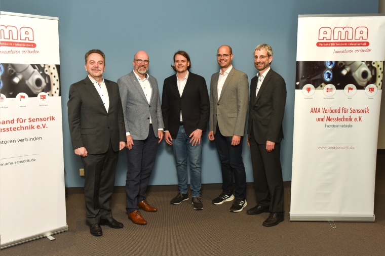 Von links nach rechts: Peter Krause (Vorstandsvorsitzender), Christoph Kleye...