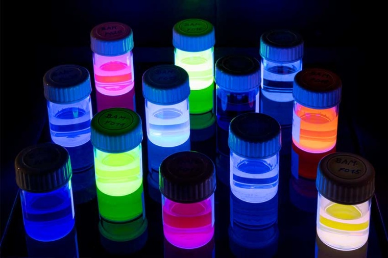 Reference materials: fluorescence standards (Source: BAM)