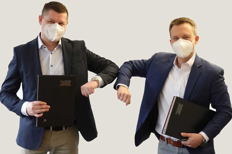 CEO Markus Nicht and Chief Sales Officer Lars Ederleh (Source: Photonics...