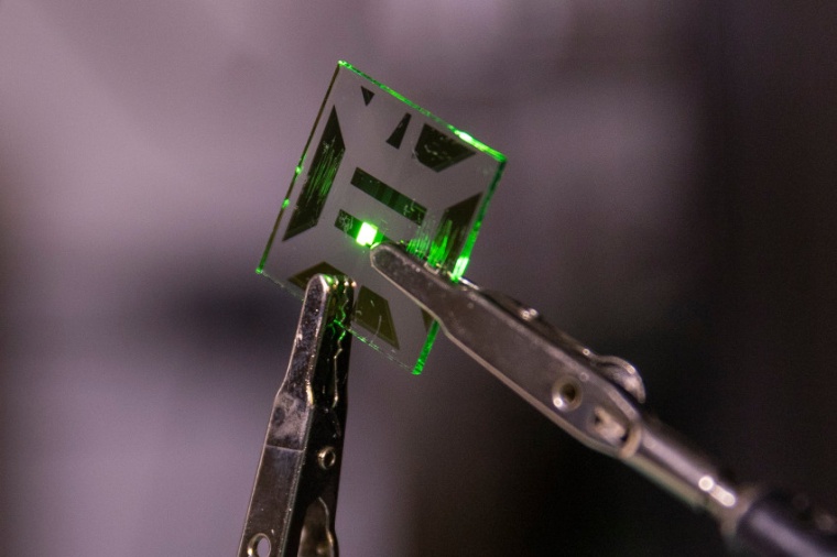 An ultrathin Ag film based OLED could slash display power consumption. (Source:...